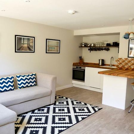 Hidden Gem Villa Brighton Bagian luar foto